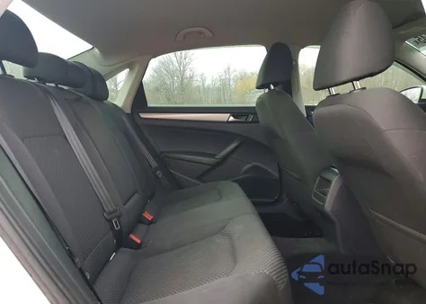 2013 Volkswagen Passat S z USA, uszkodzony, nr VIN 1VWAP7A32DC068741